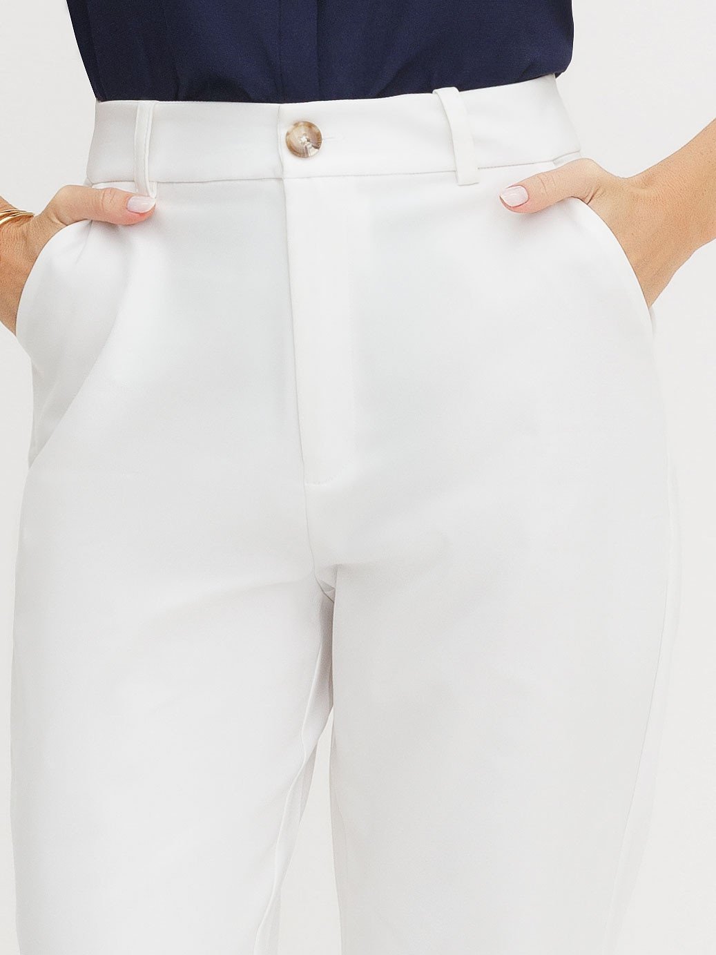 Calça de Alfaiataria Reta Slim Off White Dinalva