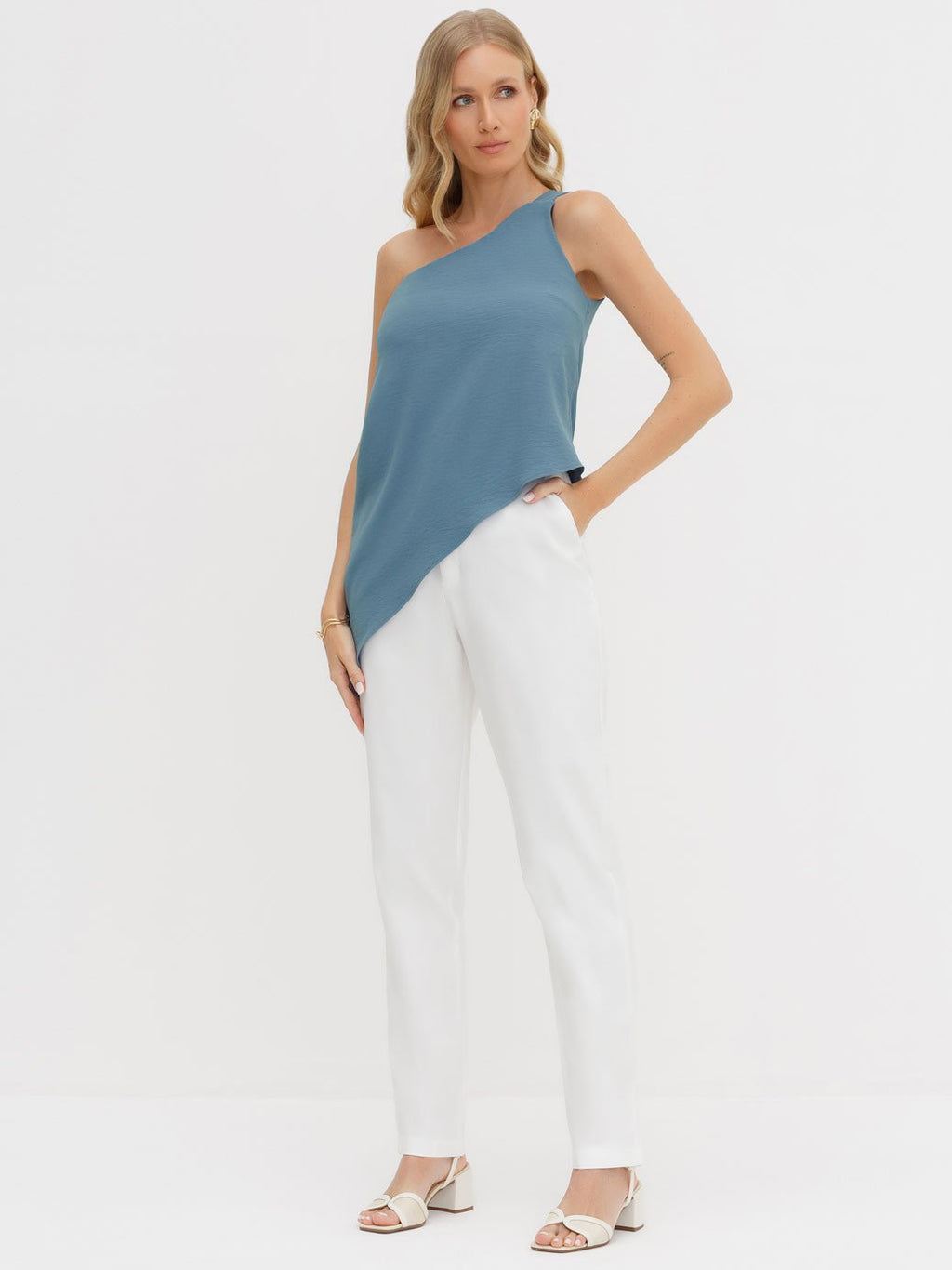 Calça de Alfaiataria Reta Slim Off White Dinalva