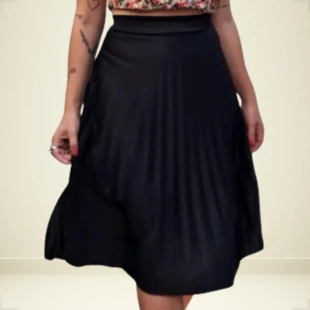 Saia Midi Preta Plissada Cintura Alta Tendência Social Moda