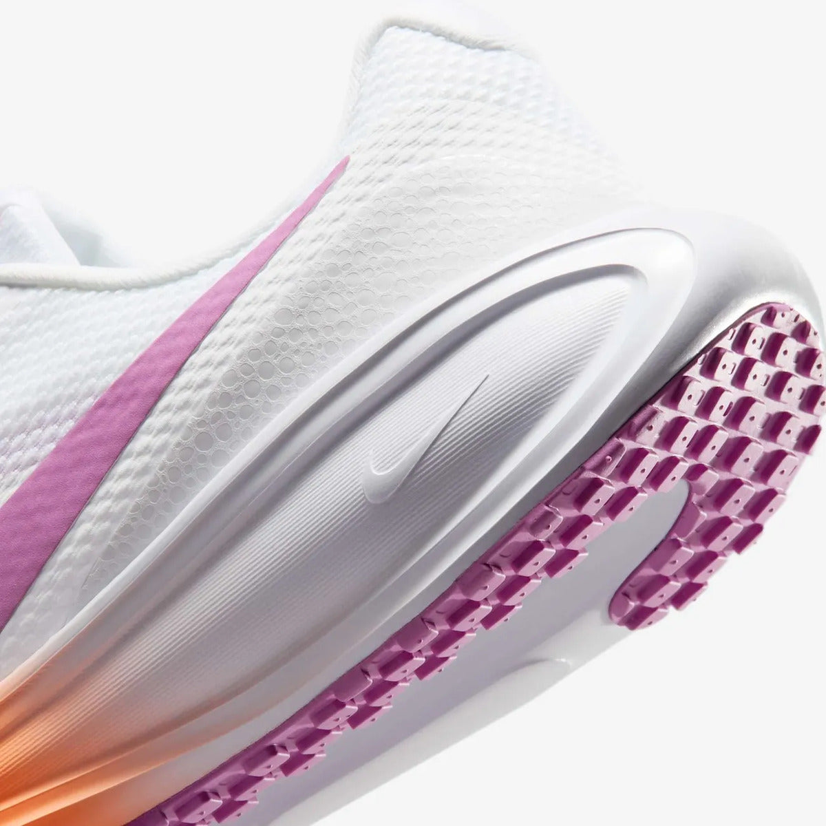 Tênis Nike Revolution 8 Feminino