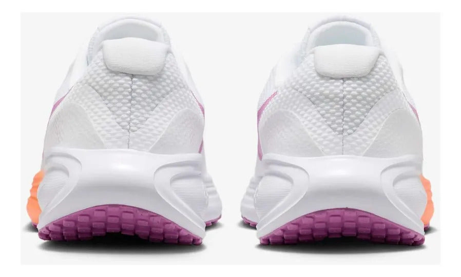 Tênis Nike Revolution 8 Feminino