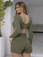 Macaquinho Feminino Curto Decote Cinto Bolso Montaria Manga