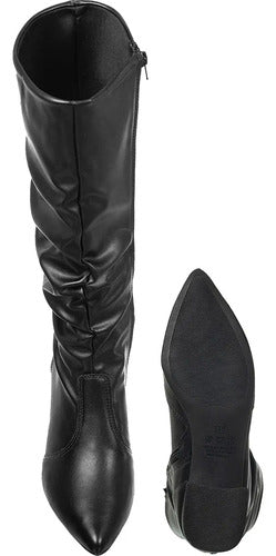 Bota Feminina Gigil Bico Fino Cano Longo Enrugado Slouch