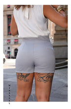 Shorts Alfaiataria Feminino Social Cintura Alta Bolsos Verão