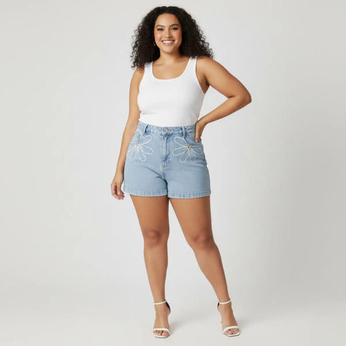 Short Jeans Plus Size Bordado Barra Feita Cintura Alta Liso