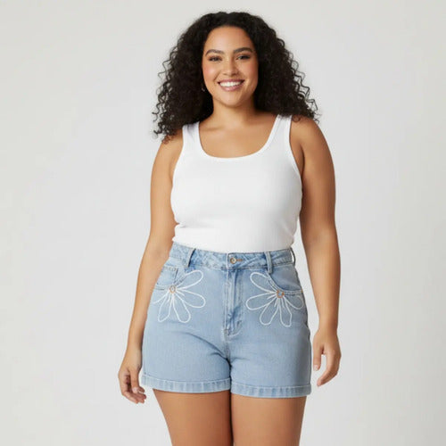 Short Jeans Plus Size Bordado Barra Feita Cintura Alta Liso