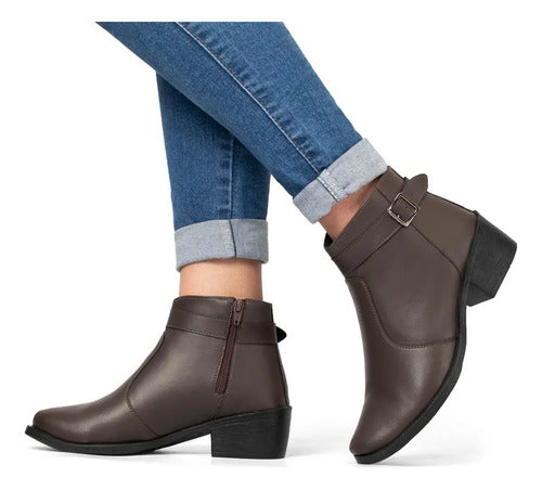 Bota Feminina Cano Curto Salto Baixo Fivela Casual Moderna
