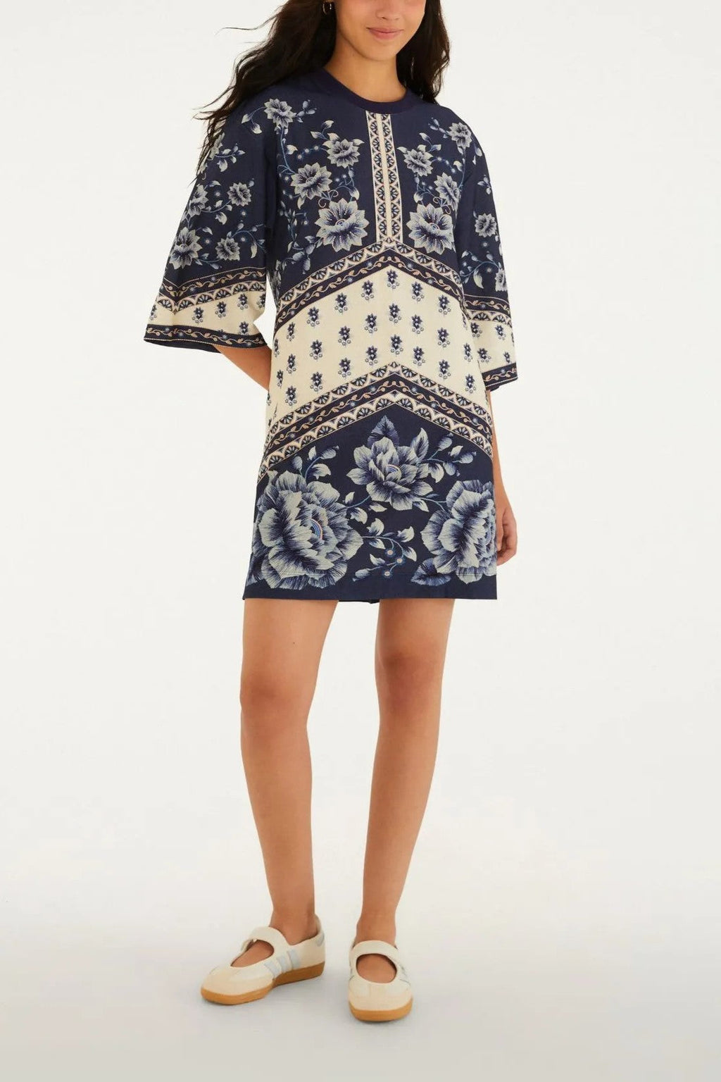 VESTIDO FARM TSHIRT BIG NARA