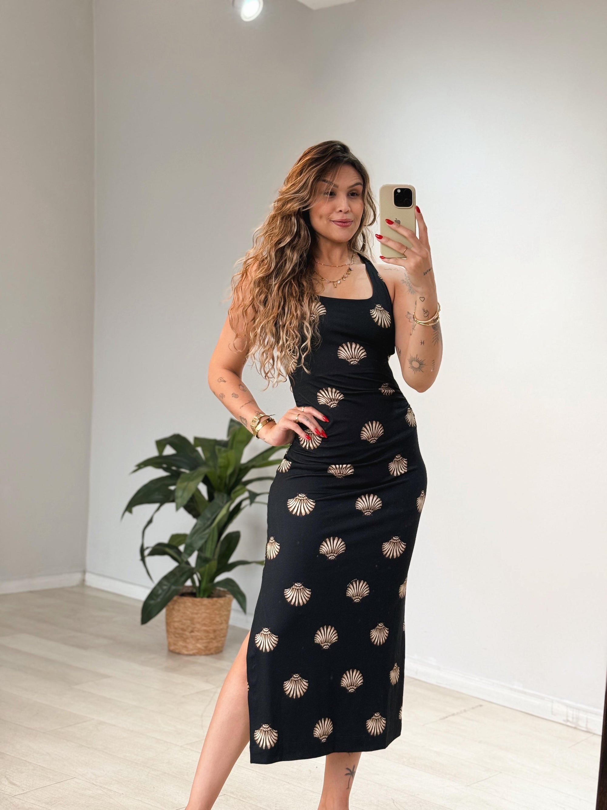 Vestido Midi Conchita Preto Farm