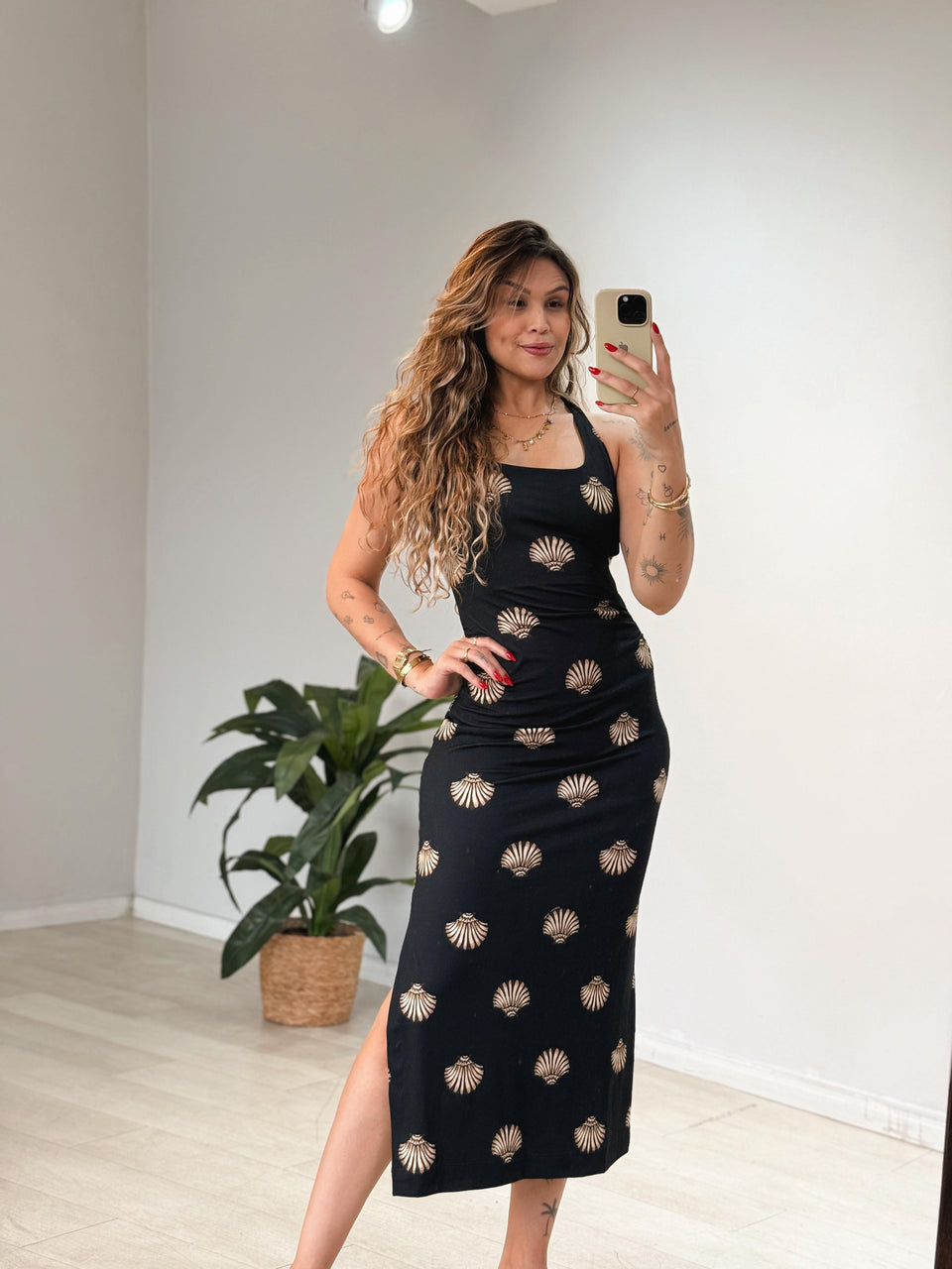 Vestido Midi Conchita Preto Farm