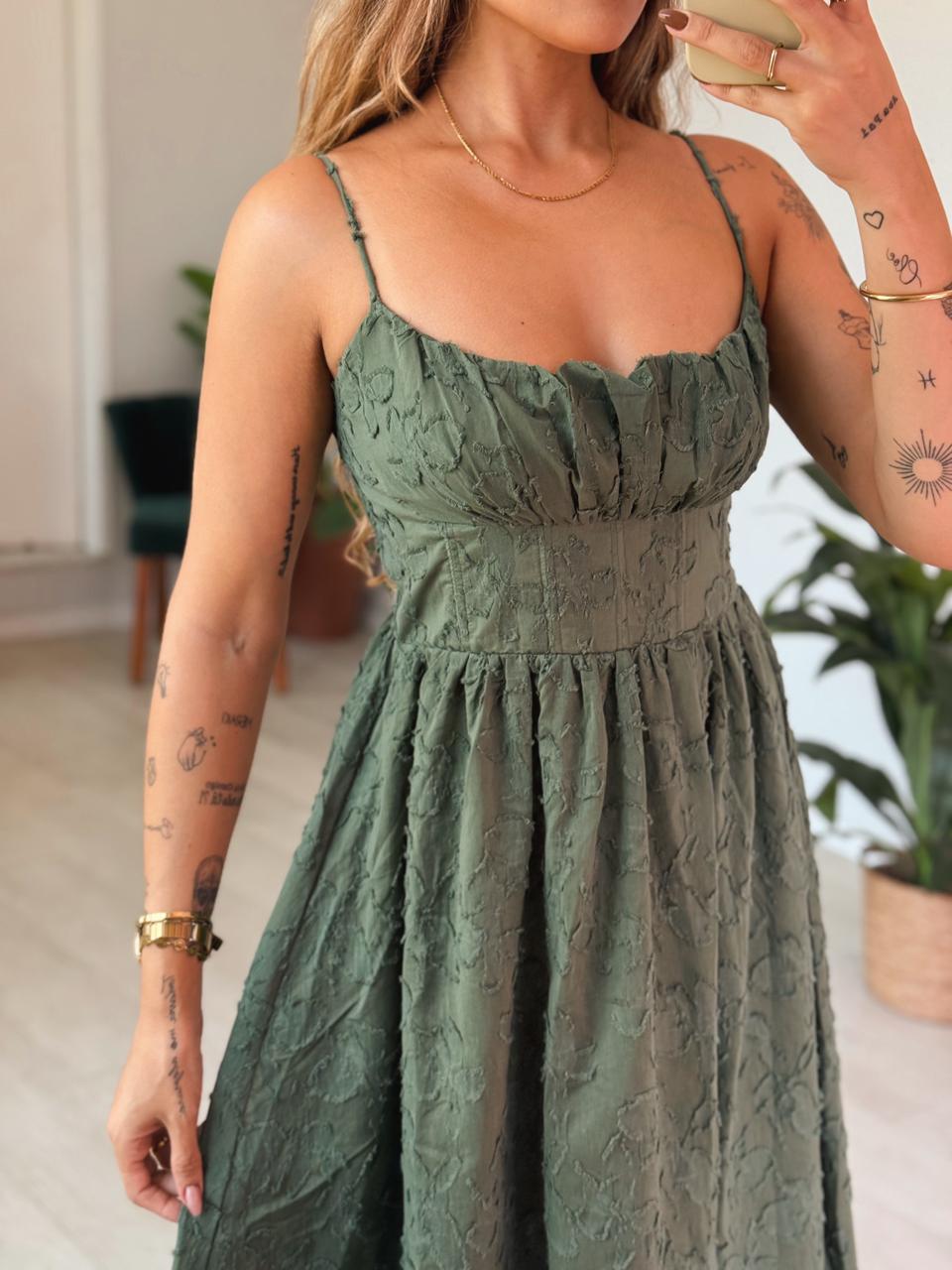 VESTIDO ARTESANAL TEXTURA VERANO