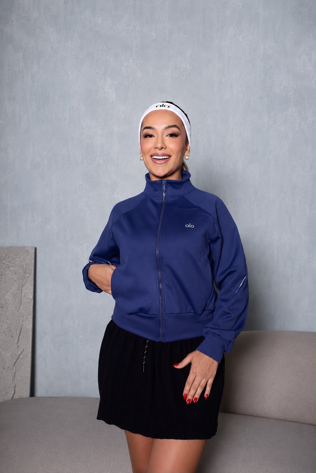 Jaqueta Feminina Esportiva Premium com Zíper – Preta