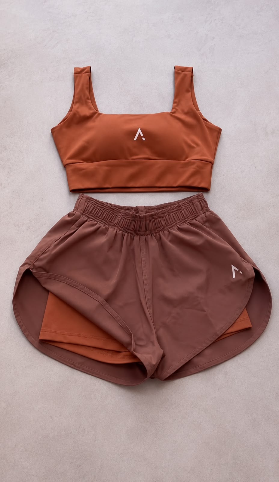 Conjunto Fitness Feminino – Top + Shorts