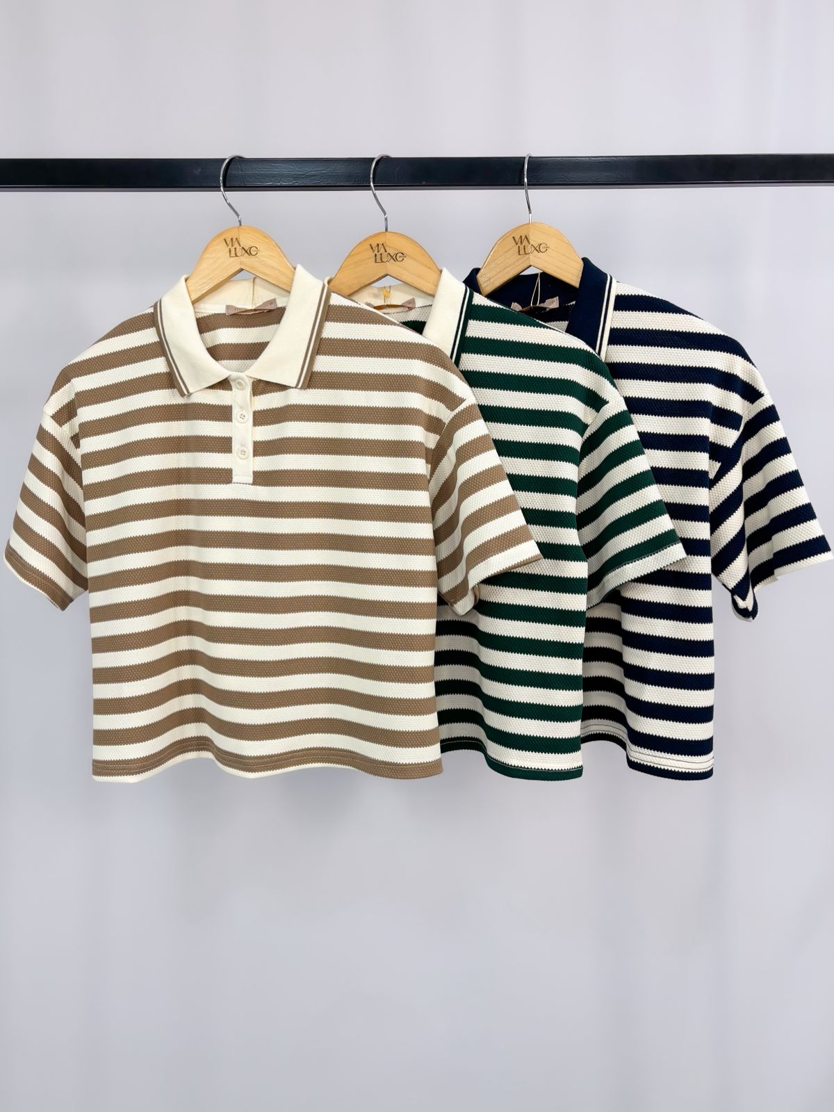 BLUSA CROPPED LISTRAS GOLA POLO RAISSA