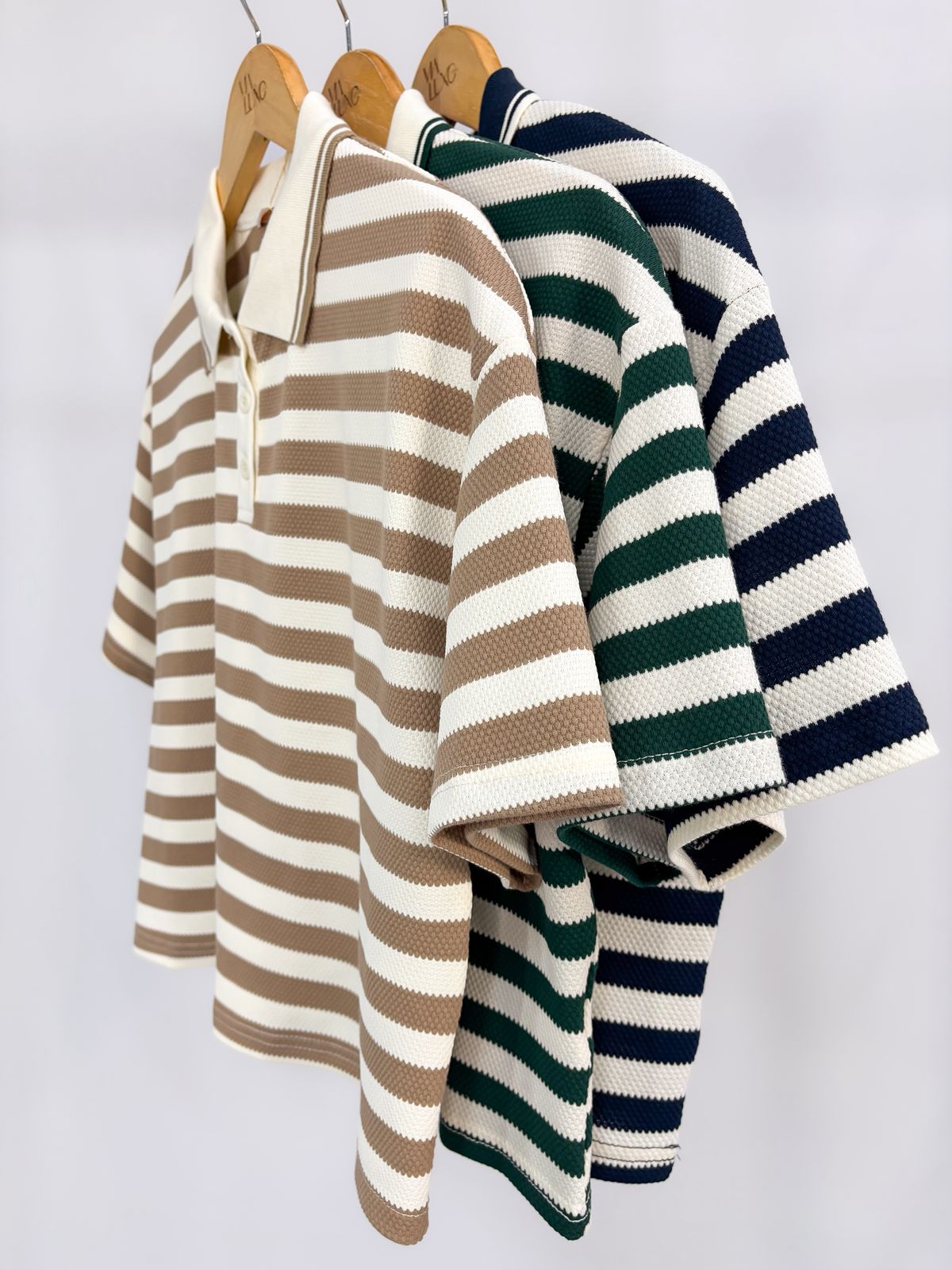 BLUSA CROPPED LISTRAS GOLA POLO RAISSA