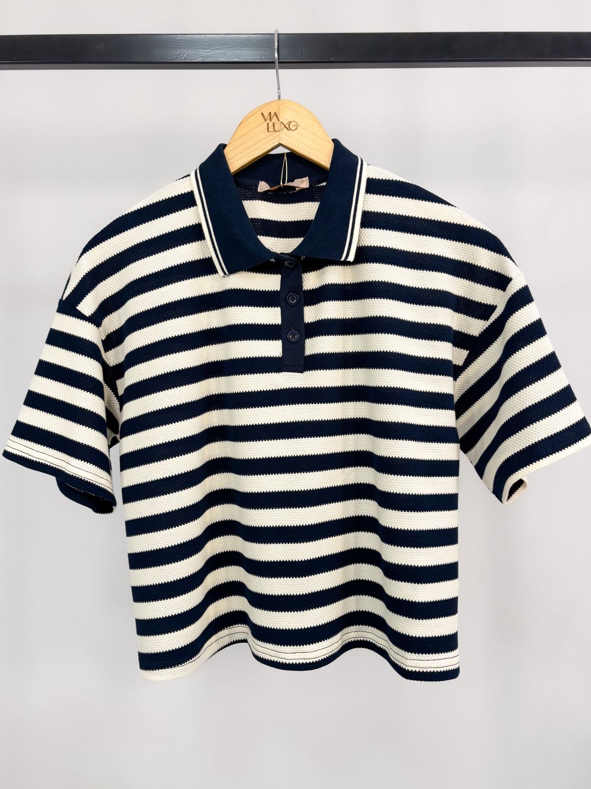 BLUSA CROPPED LISTRAS GOLA POLO RAISSA