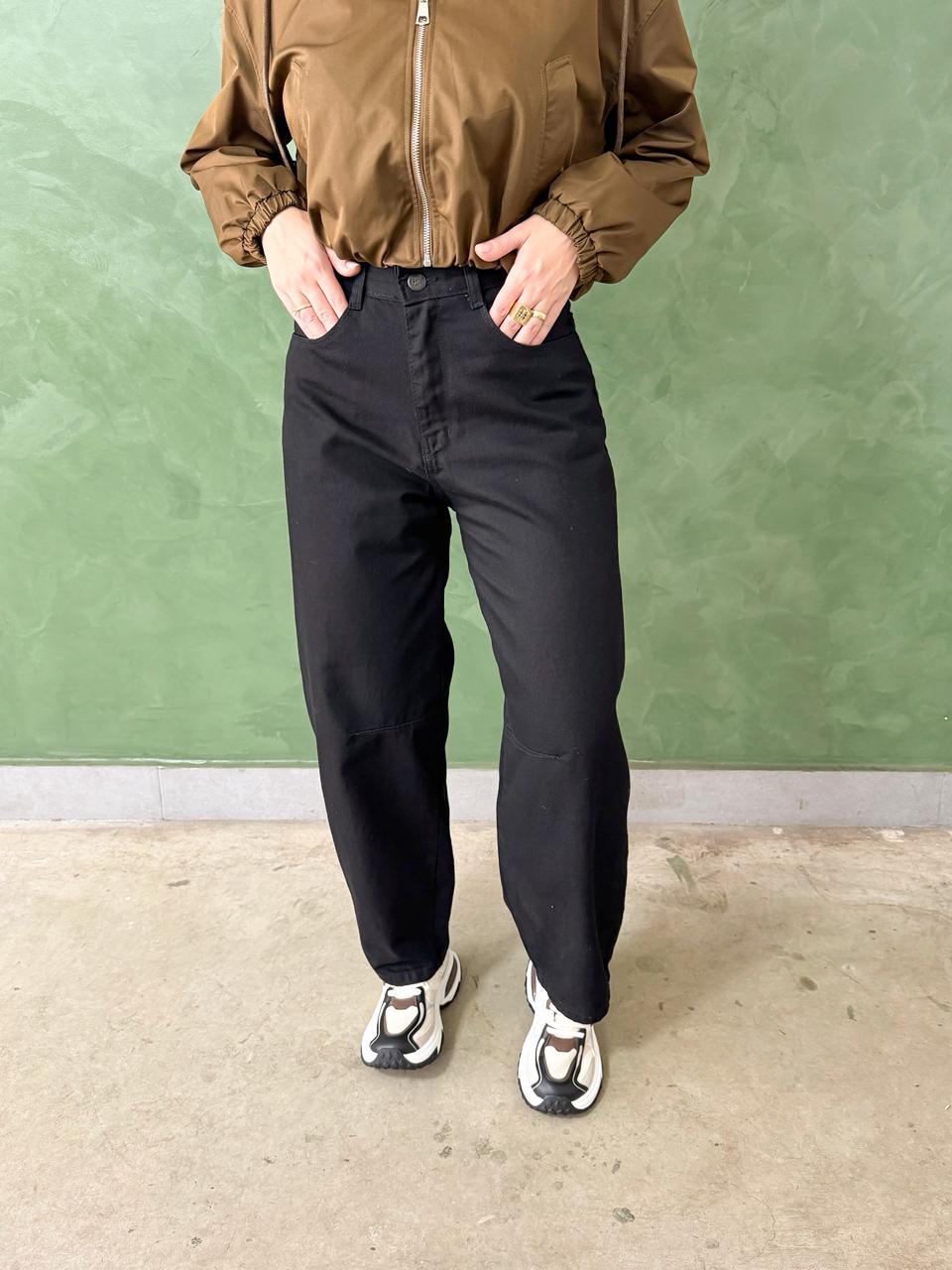 CALÇA BALLOON JEANS PRETA