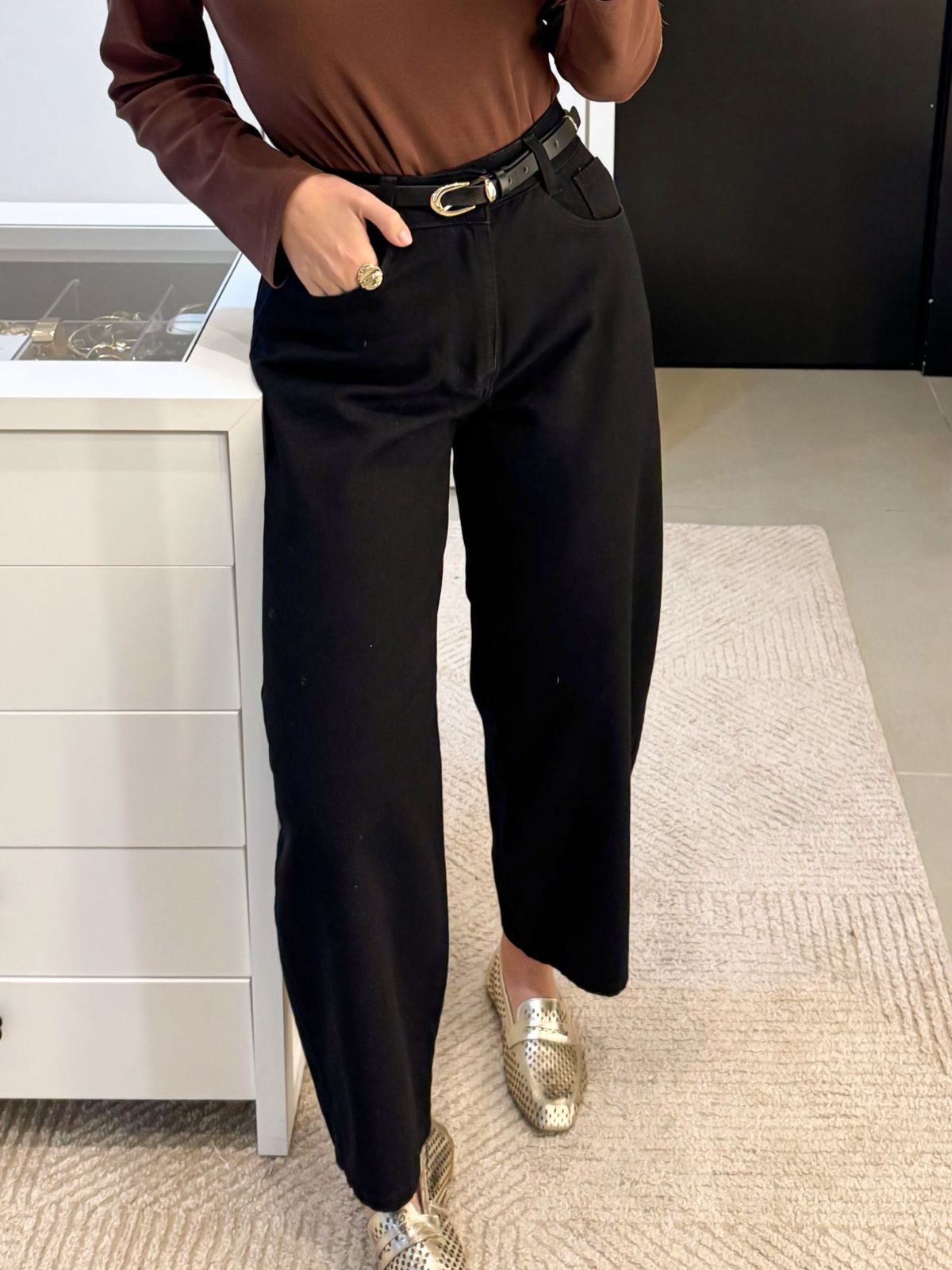 CALÇA BARREL JEANS PRETA