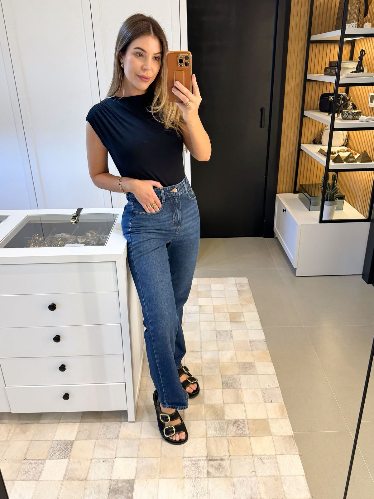 CALÇA JEANS RETA SARA