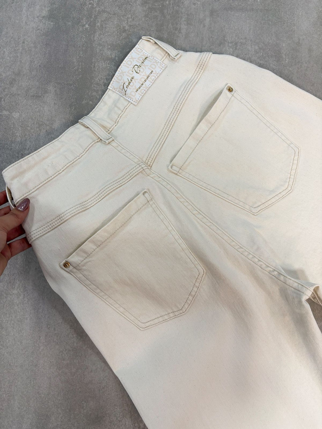 CALÇA MOM JEANS LUISA