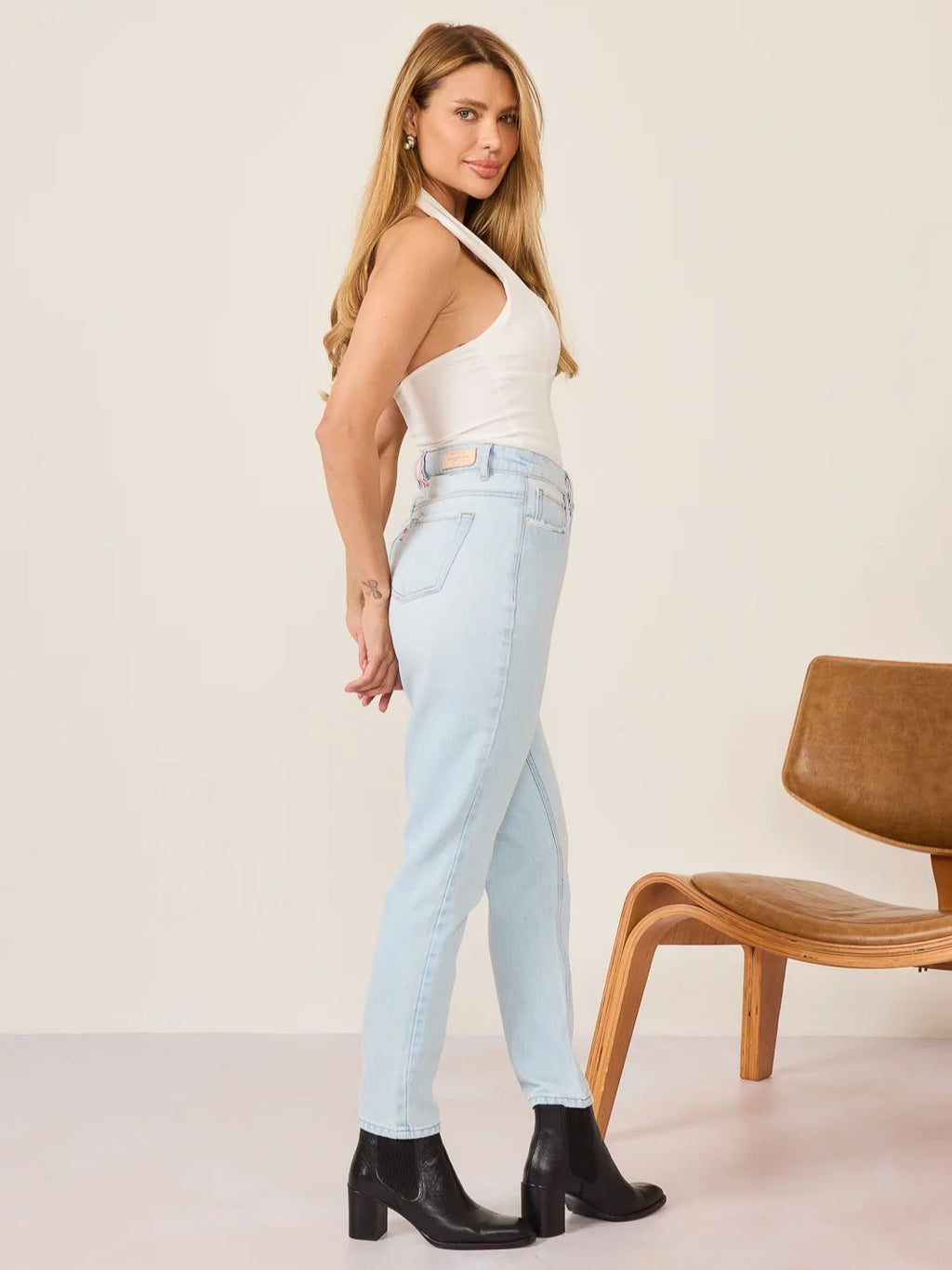 CALÇA MOM JEANS SABRINA