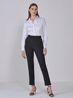 Calça Reta Slim de Alfaiataria Preta Reese