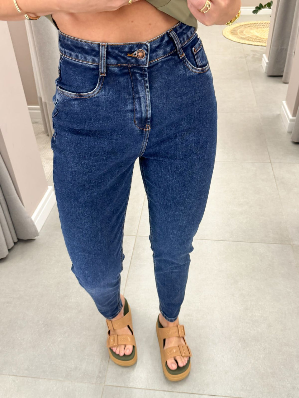 CALÇA JEANS MOM DUDA