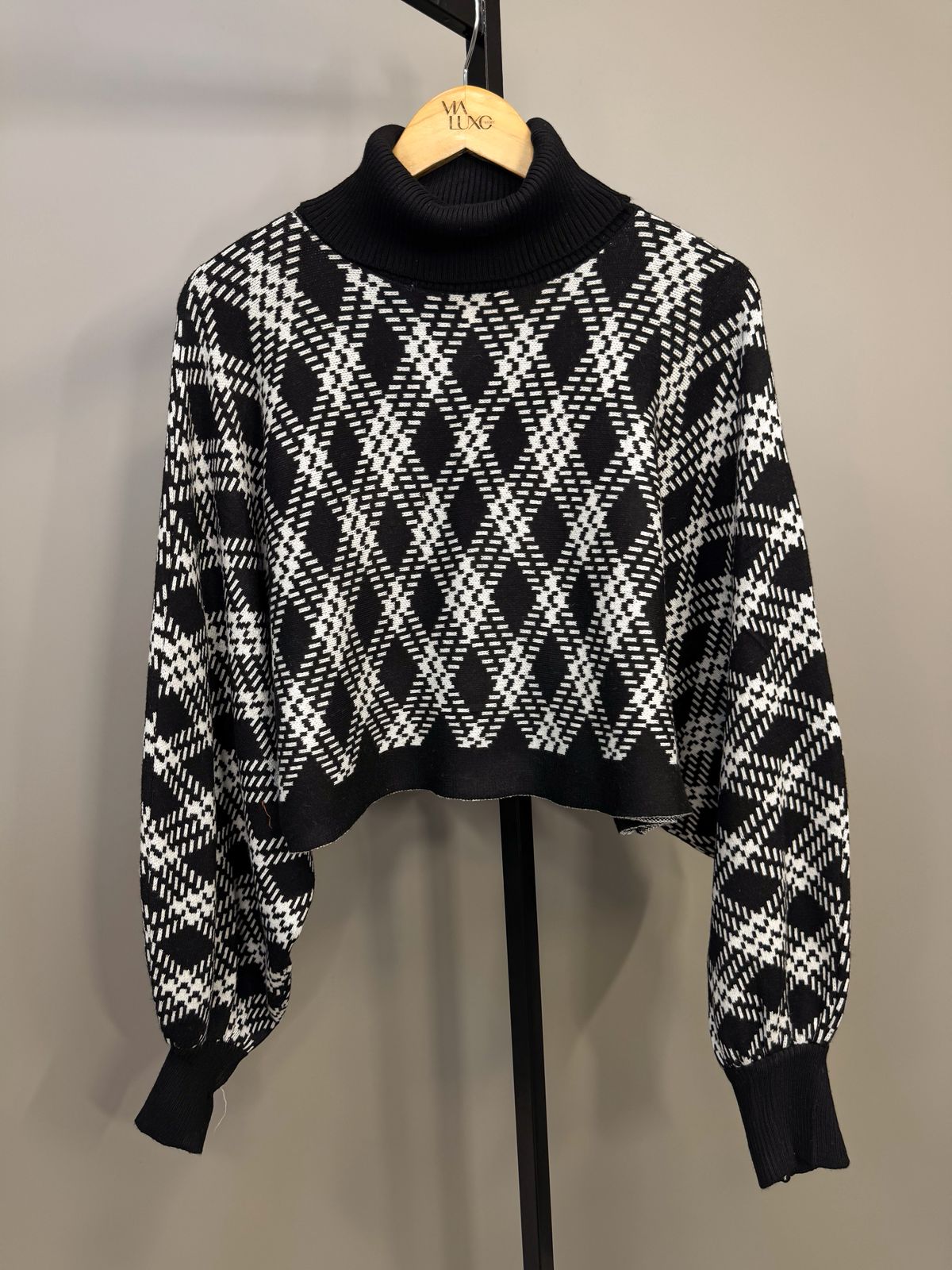 CROPPED TRICÔ MODAL AMPLO GOLA BIA