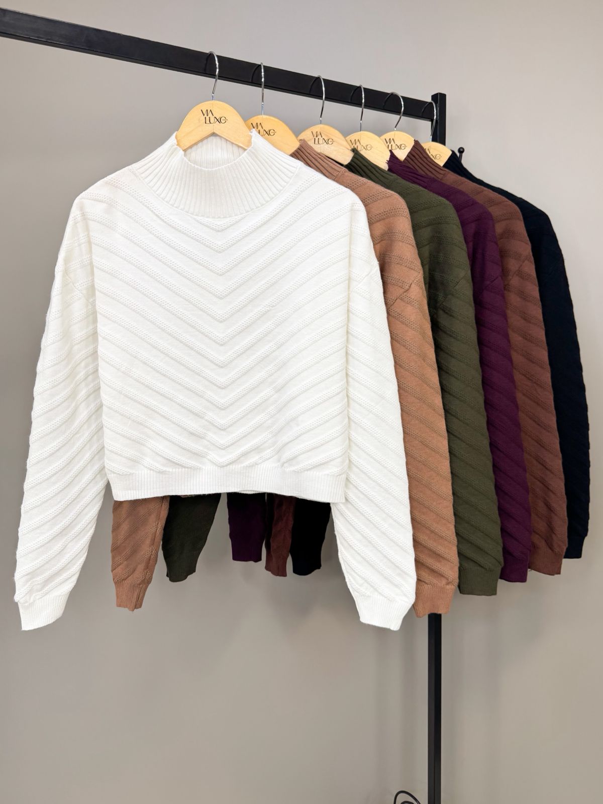 CROPPED TRICÔ MODAL TRABALHADO GABI